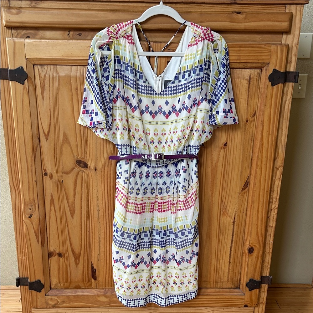 Vince Camuto Dress‎ Multicolor Geometric Print Dolman Sleeves V Neck Belt Size 6